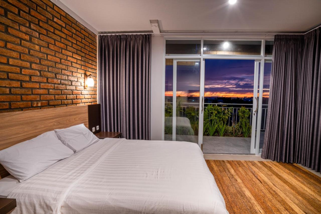 Lushy Hostel Canggu Εξωτερικό φωτογραφία