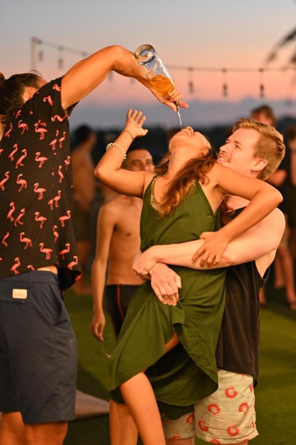Lushy Hostel Canggu Εξωτερικό φωτογραφία